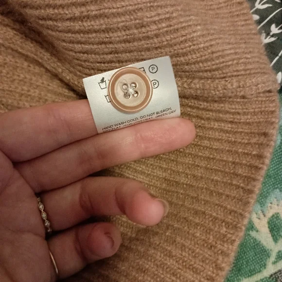 Reformation Fossi Cardigan - Picture 13 of 15